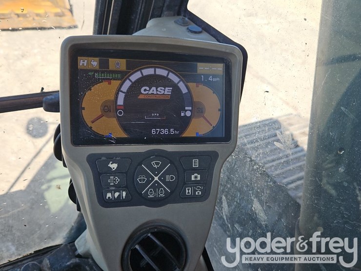 2015-case-cx210c-image-43