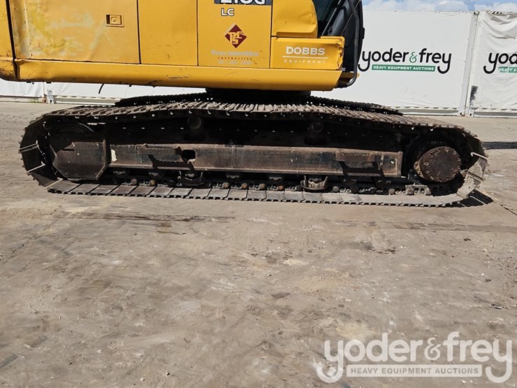 2019-deere-210g-image-8