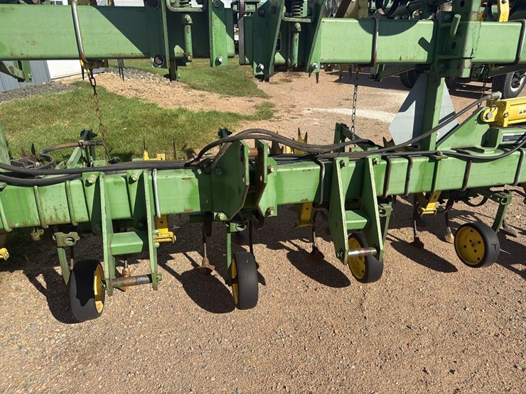 john-deere-85-image-6