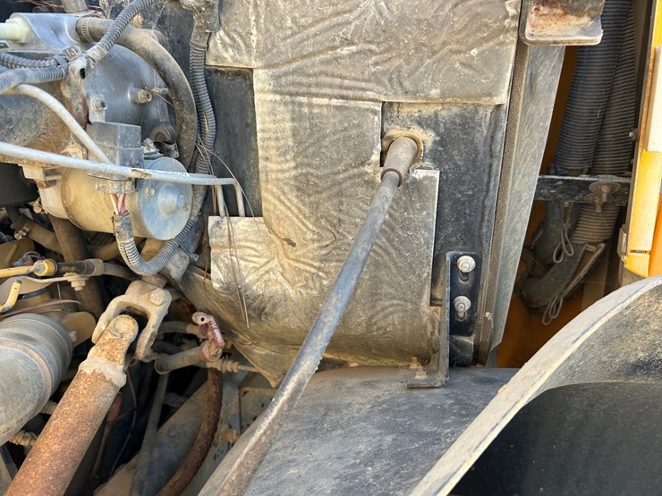 2007-caterpillar-c7-image-52