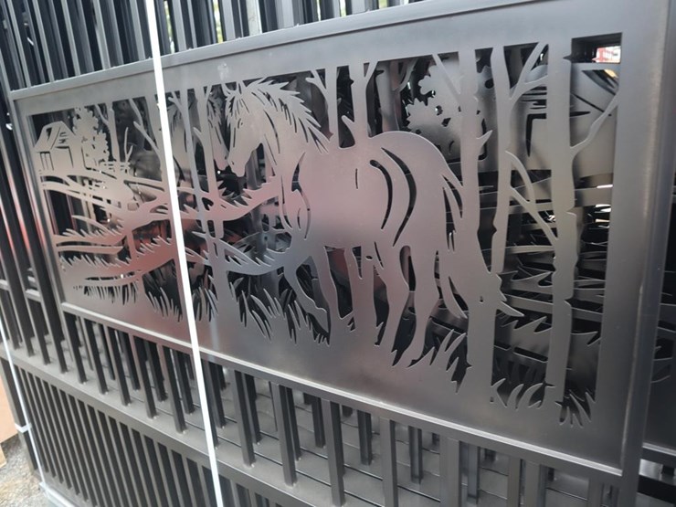 bi-parting-driveway-gates-image-3