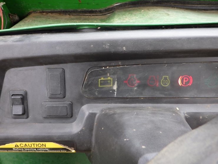 john-deere-gator-image-17