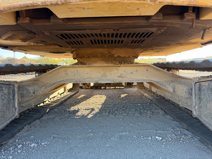 2020-caterpillar-306-image-5