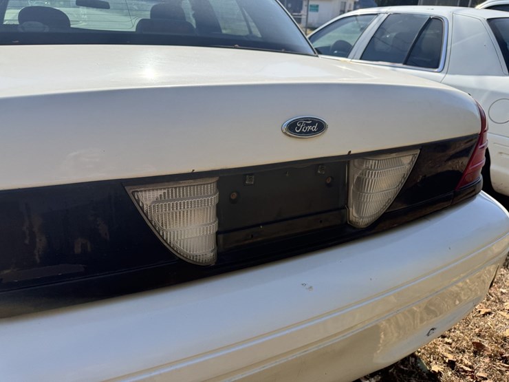 #46834-•-2008-ford-crown-victoria-sedan-2fafp71v68x125810-inv#46834-image-9