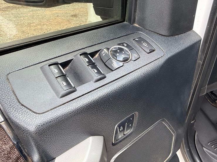 2017-ford-f350-image-54