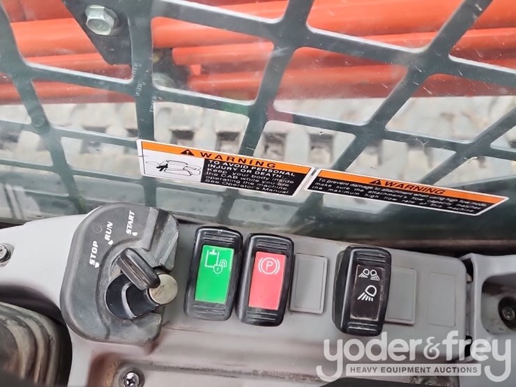 2023-kubota-svl97-2-image-28