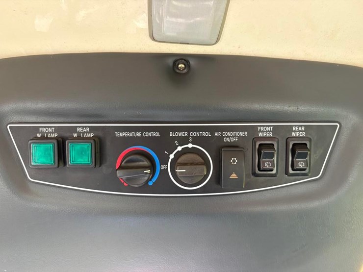 mahindra-7010-image-29
