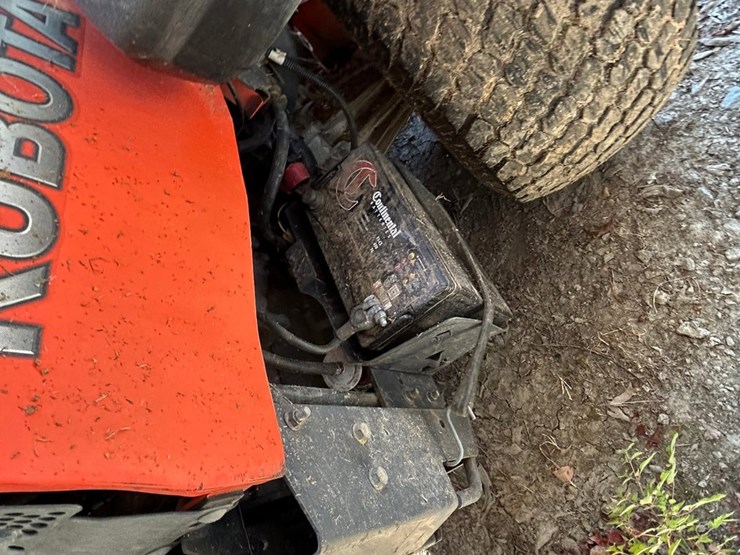 kubota-zd331-image-11