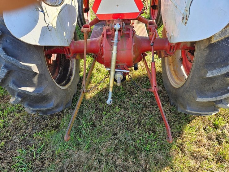 ford-8n-image-19