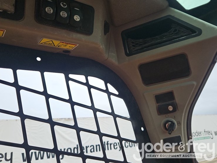 2018-caterpillar-257d-image-26