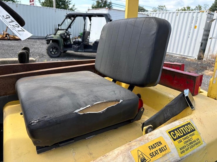 hyster-e502-33-forklift-image-11