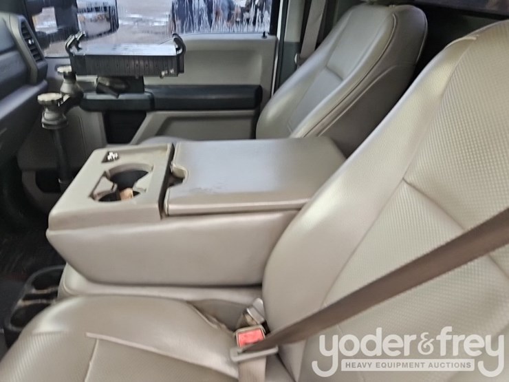 2018-ford-f550-image-23
