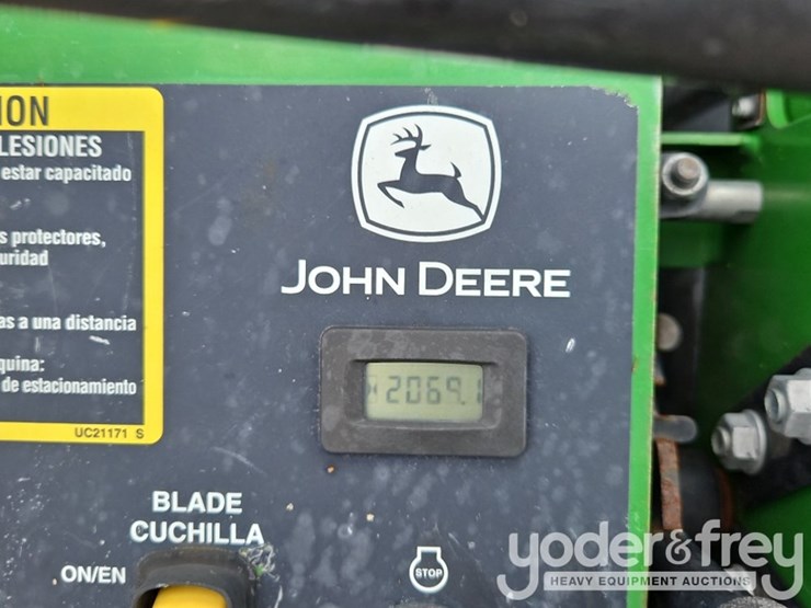 2019-john-deere-652m-image-12