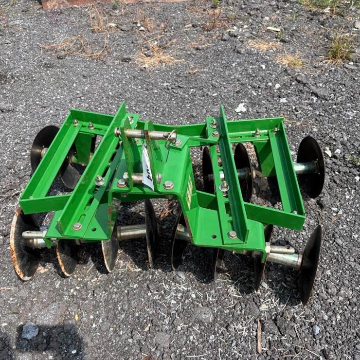 John Deere 4ft Disc