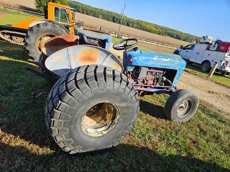 ford-800-image-6
