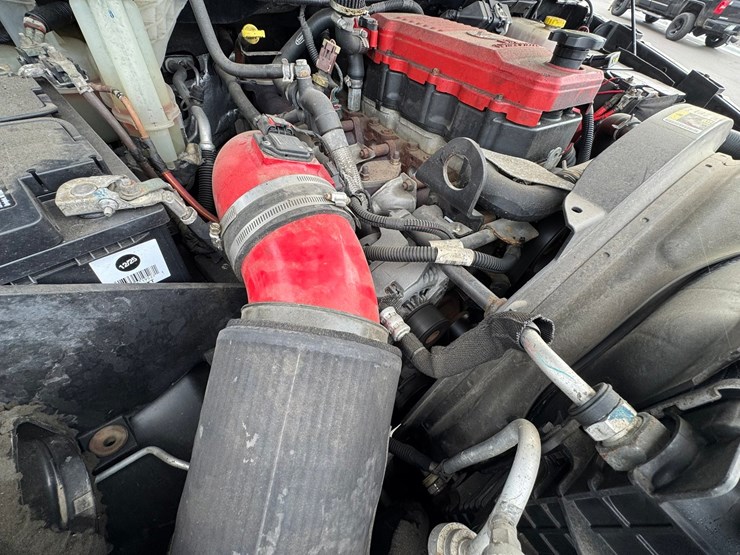 2013-dodge-2500-image-44
