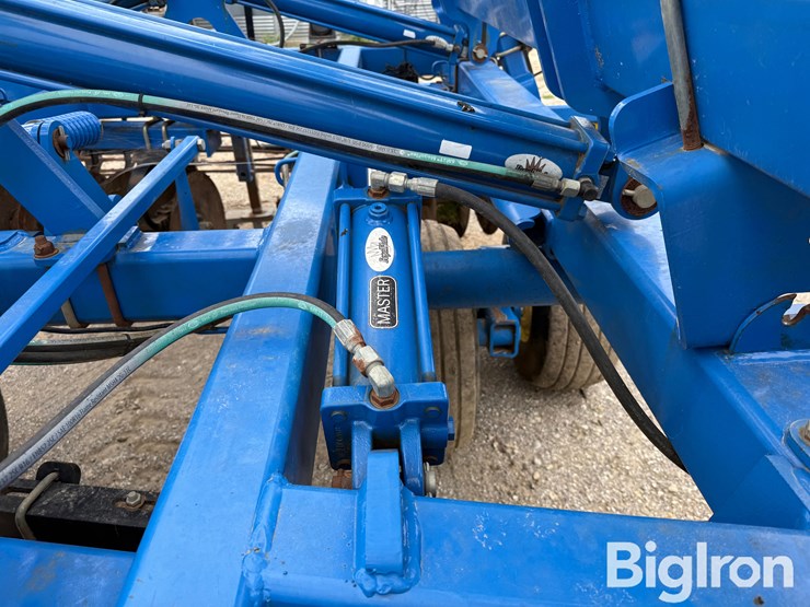 2012-landoll-7431-29-image-18