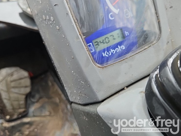 2023-kubota-svl65-2-image-30