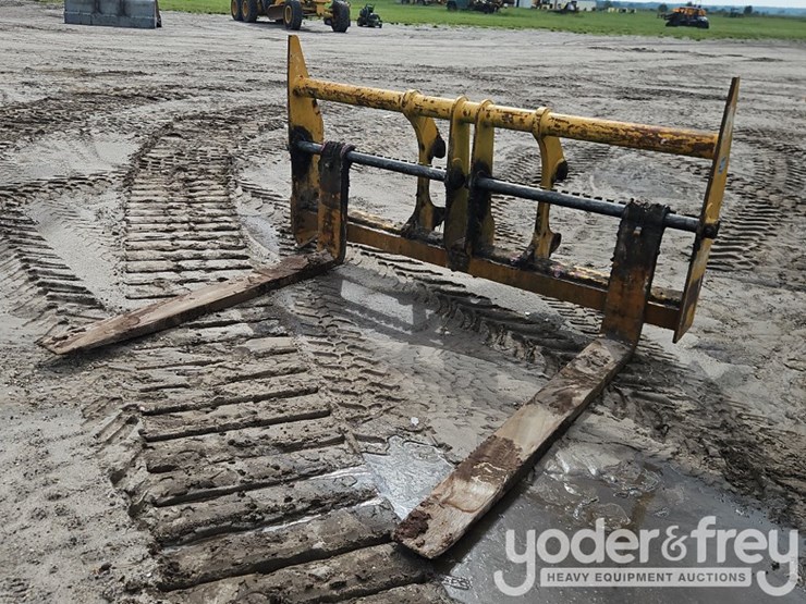 deere-524l-image-1