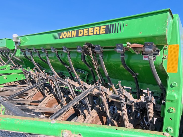 john-deere-450-image-17