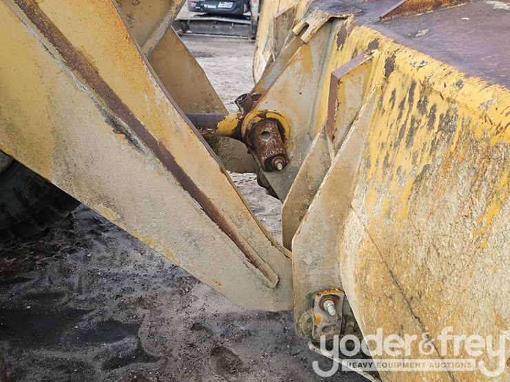 caterpillar-950g-image-16