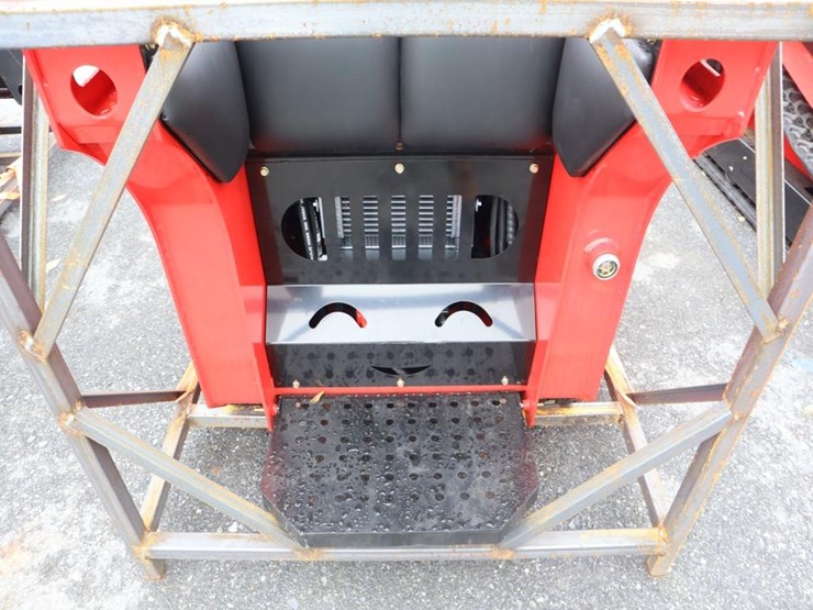sdlanch-ssl200-skid-steer-loader-image-10