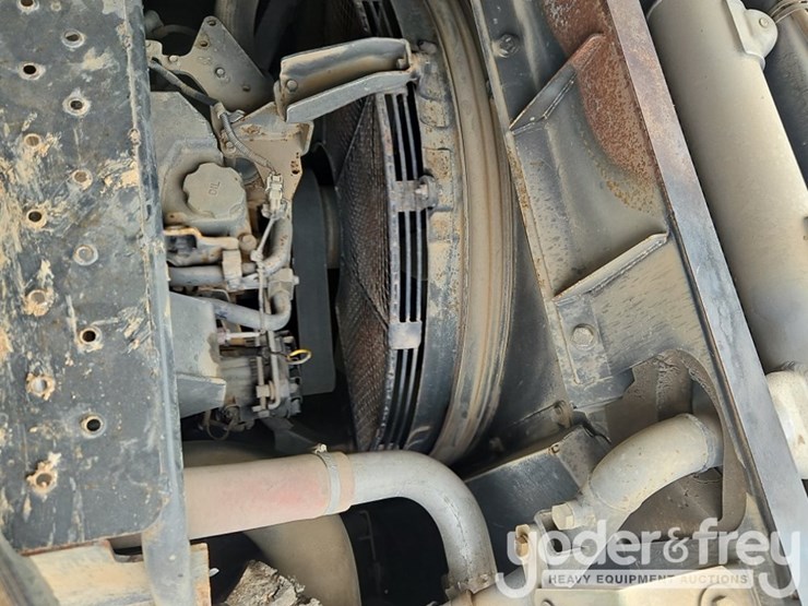 2015-case-cx350d-image-33