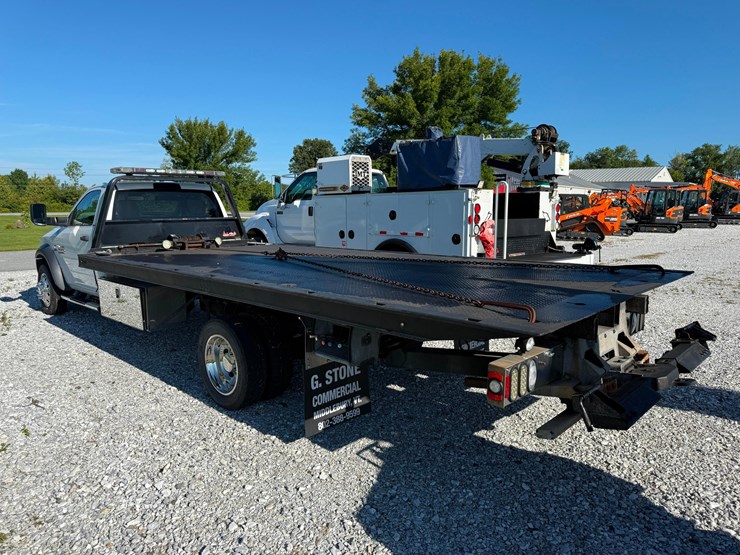 2014-ram-5500-hd-slt-image-5