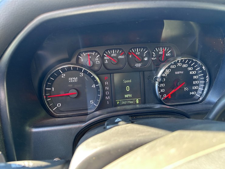 2016-chevrolet-3500-image-49