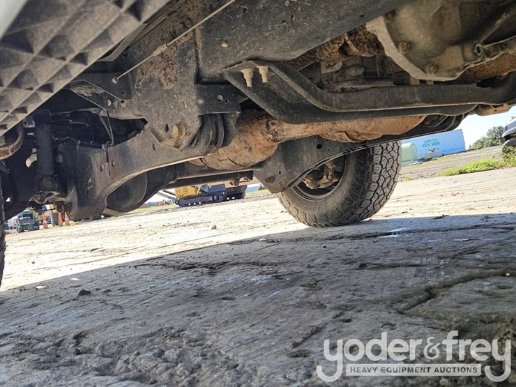 2016-ford-f250-xl-image-17