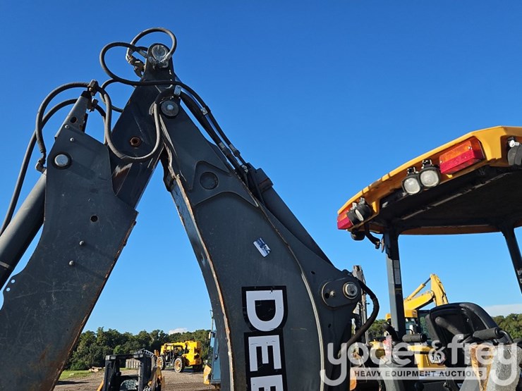 2016-deere-310sl-image-20