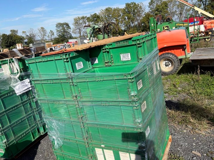 stackable-plastic-bins-image-2