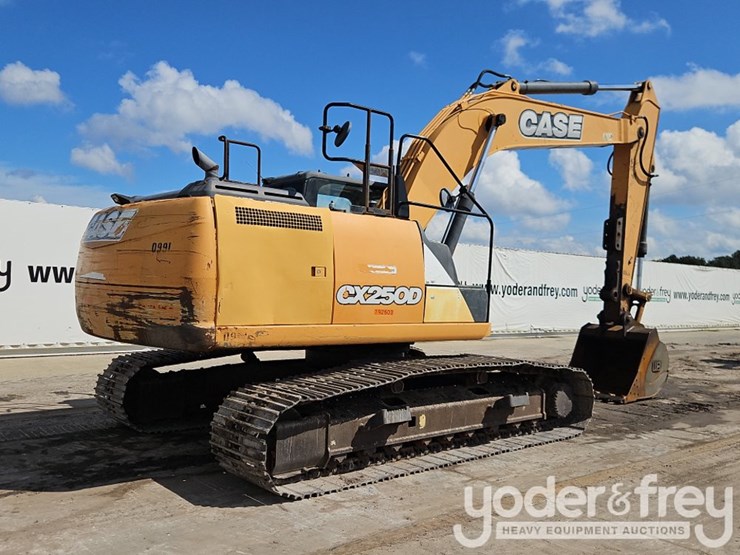 2016-case-cx250d-image-4