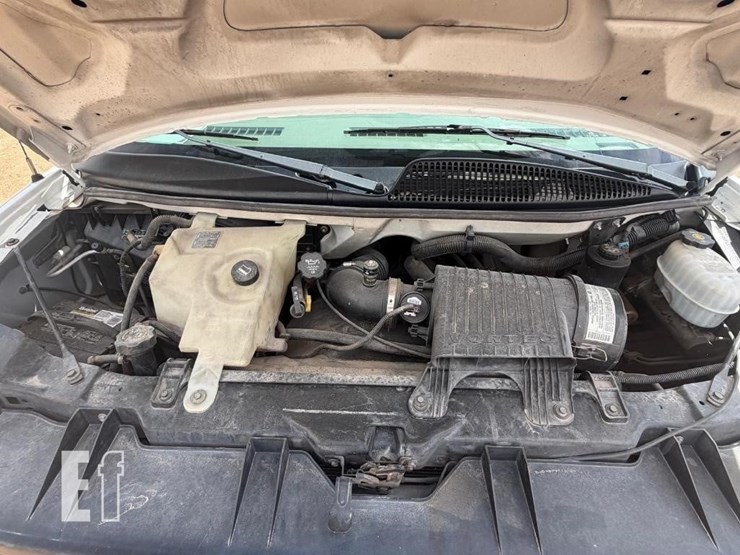 2004-chevrolet-express-1500-image-21