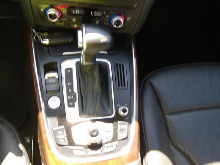 2015-audi-q5-image-24