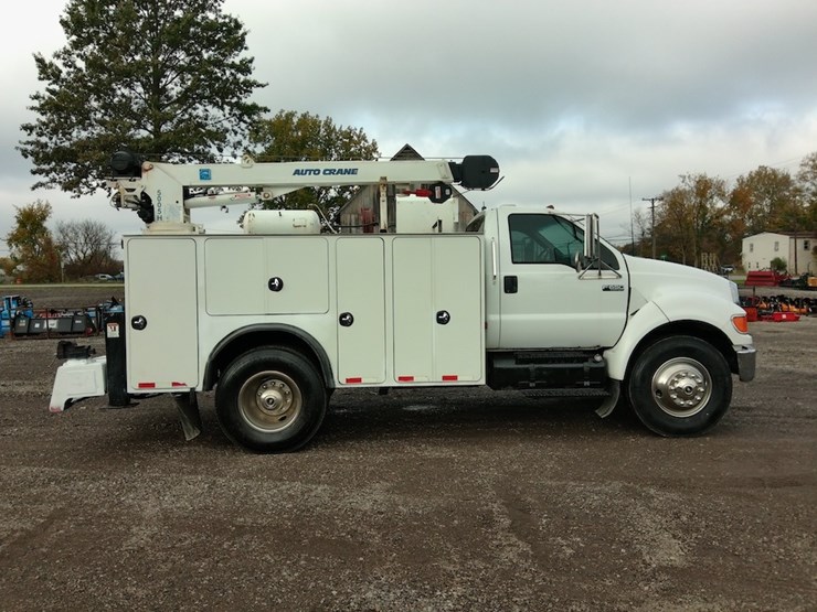 2004-ford-f650-image-4
