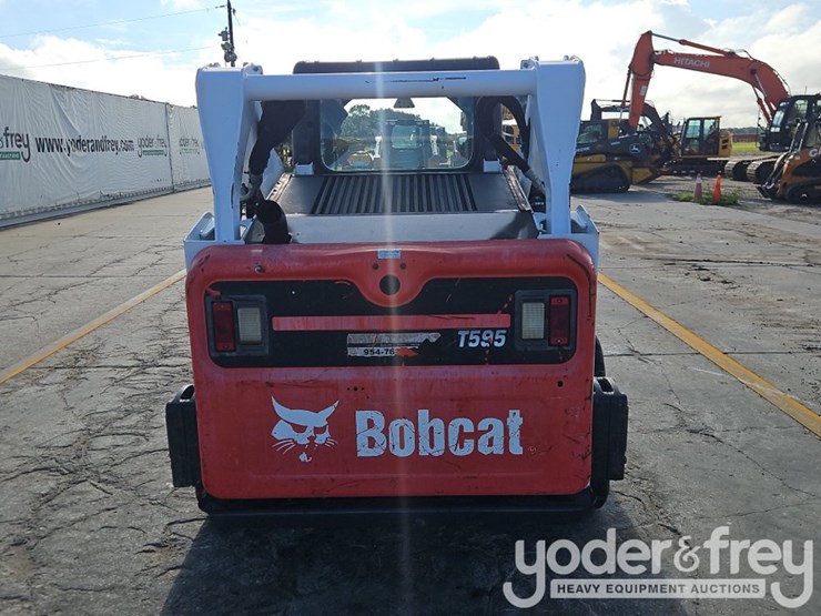 2019-bobcat-t595-image-23