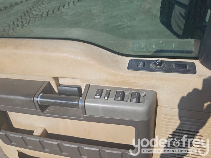 2015-ford-f250-image-28