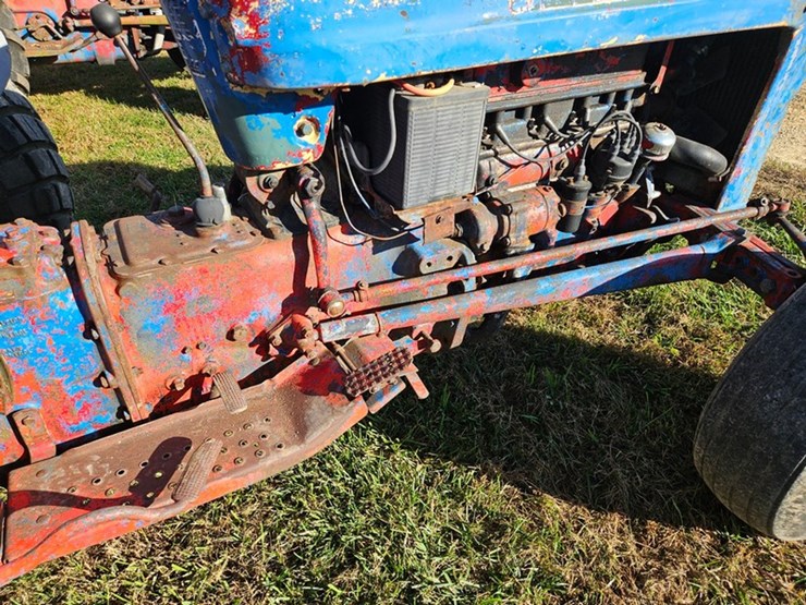 ford-800-image-29