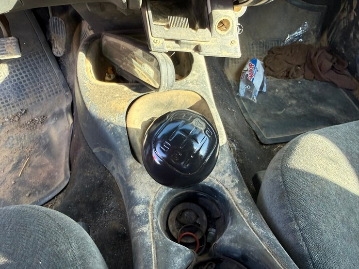 2002-chevrolet-s10-image-39