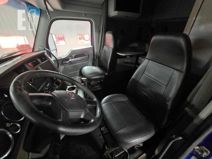 2015-kenworth-t680-image-9