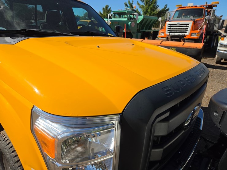 2015-ford-f350-image-18