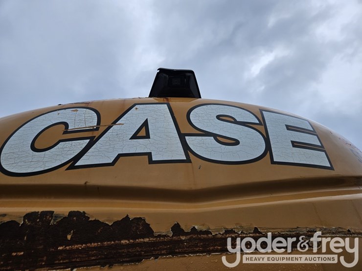 2018-case-cx245dsr-image-28
