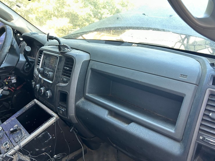 2013-dodge-1500-image-45