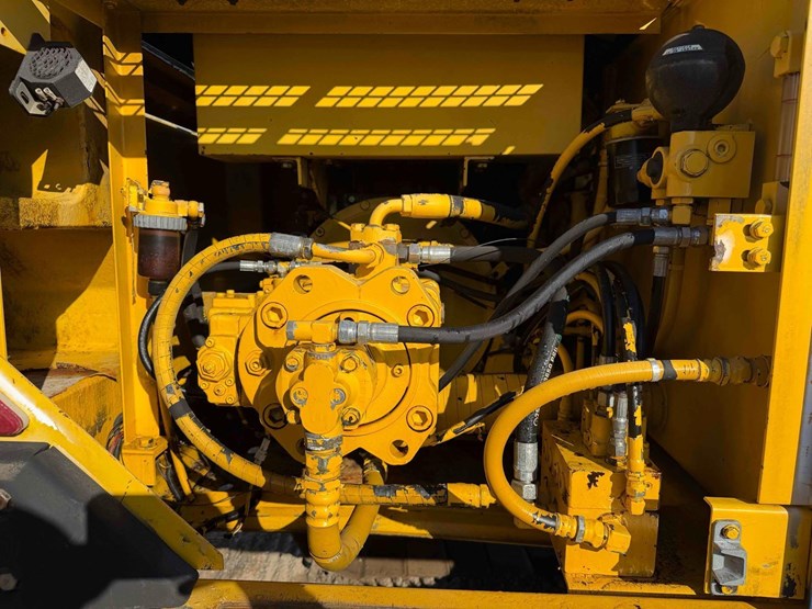 kobelco-sk200-lc-image-16