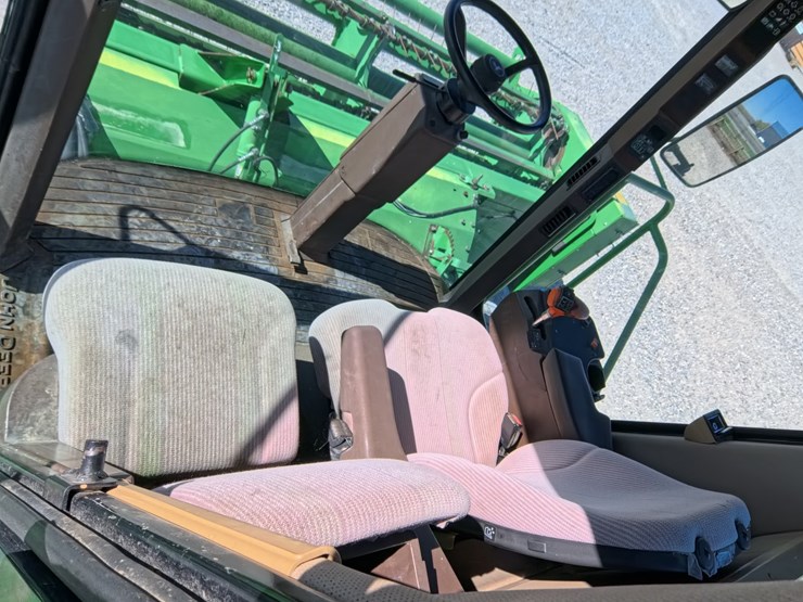 john-deere-4895-image-24