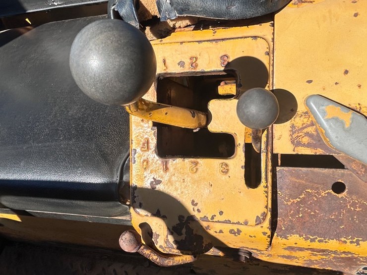 1978-deere-555a-image-35