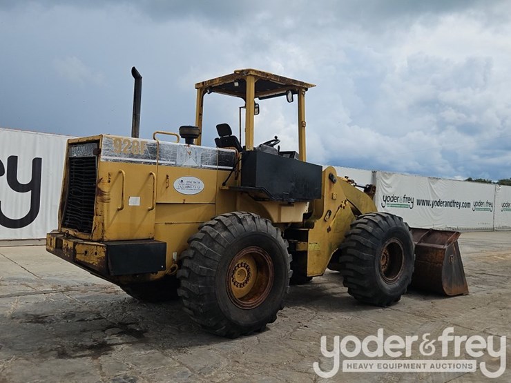 caterpillar-928f-image-5