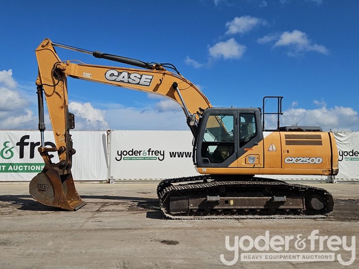 2016-case-cx250d-image-2
