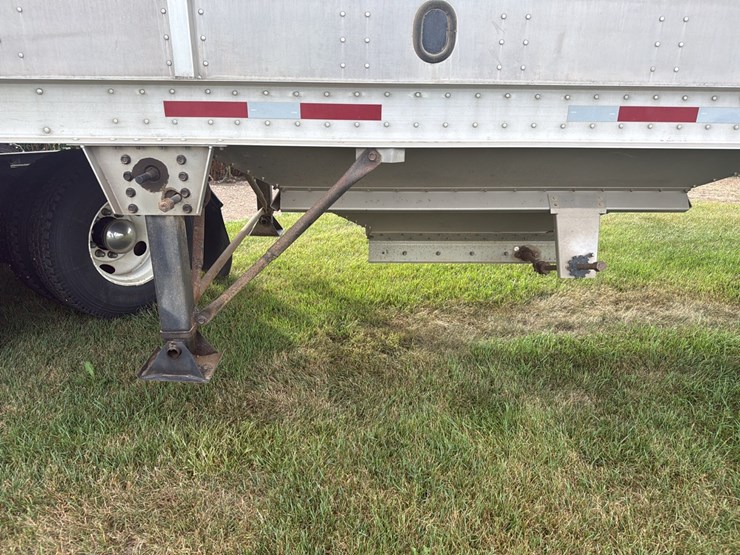 2015--mauer-36’-grain-hopper-w/-shurco-4500-series-electric-tarp,-ag-hoppers,-aluminum,-one-owner-trailer-image-5